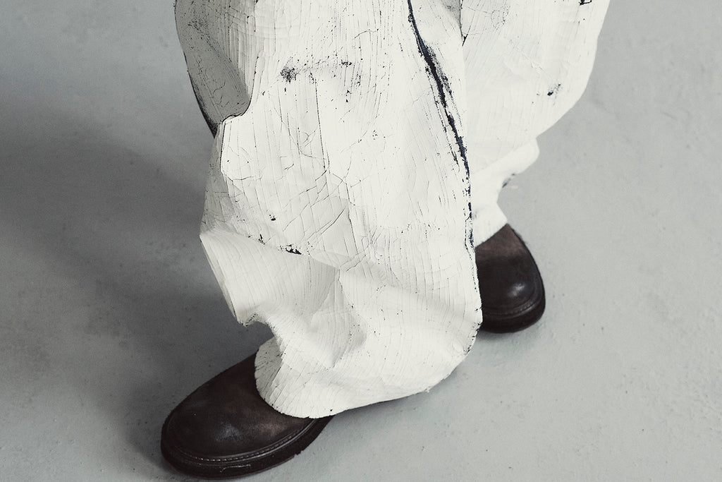 JEANS CRACKED PAINT WHITE