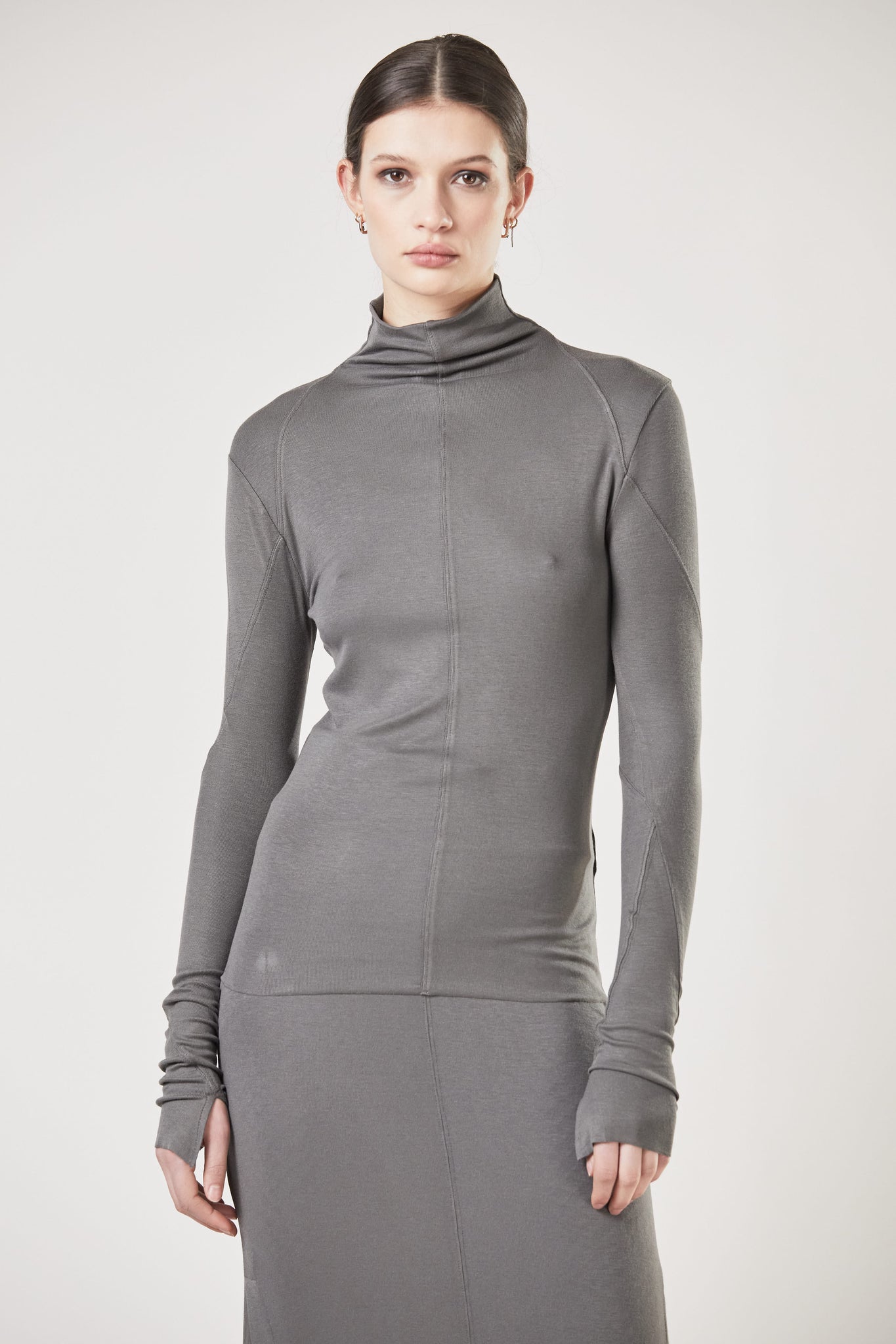 TURTLE NECK ASH GREY