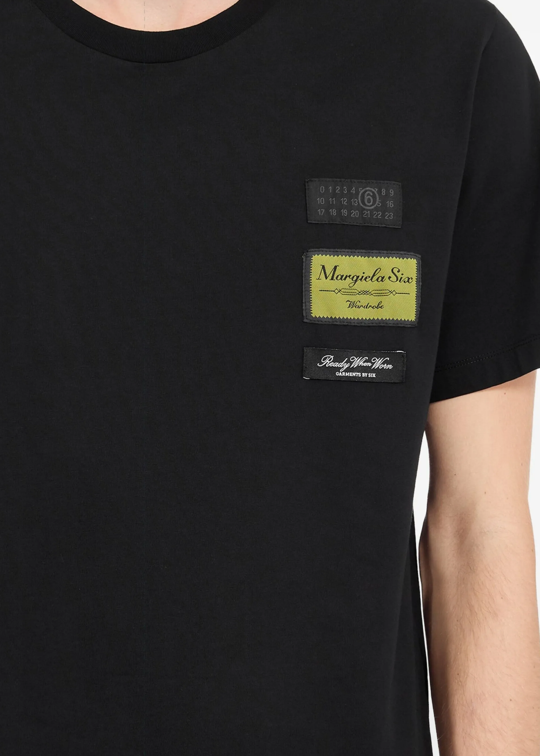 T-SHIRT WITH LABELS