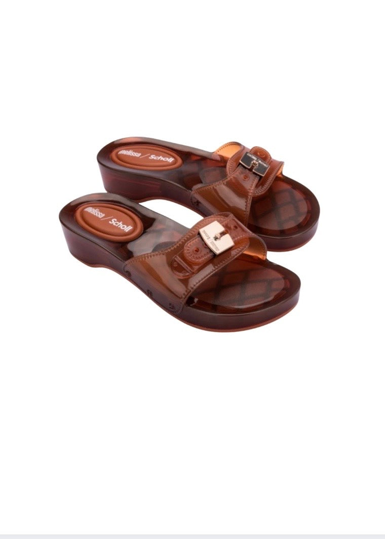 Melissa Pescura Heel + Scholl
