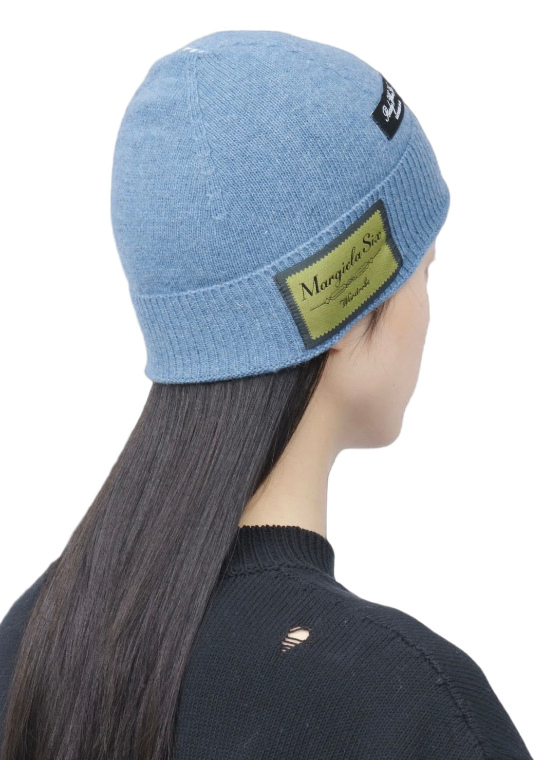 BLUE BEANIE