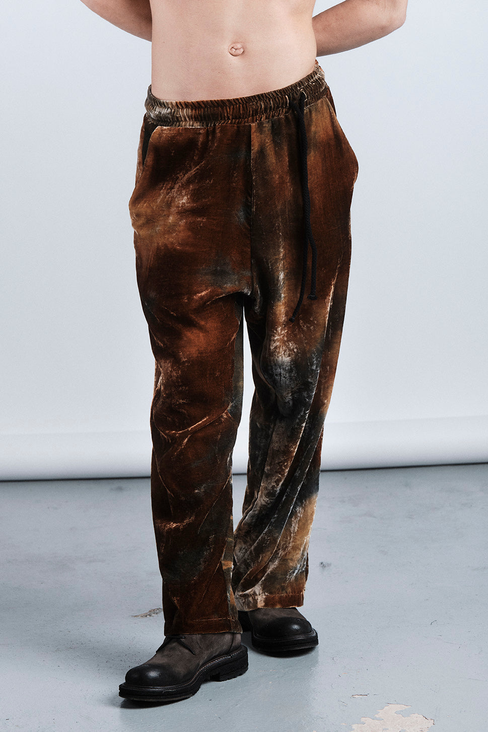 PANTS MAROON VELVET