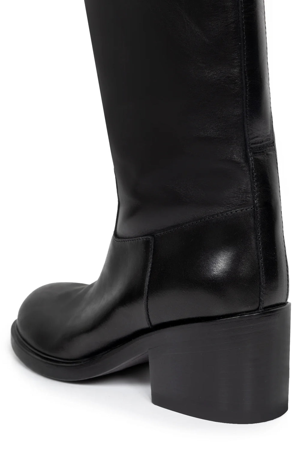 X010 BOOTS