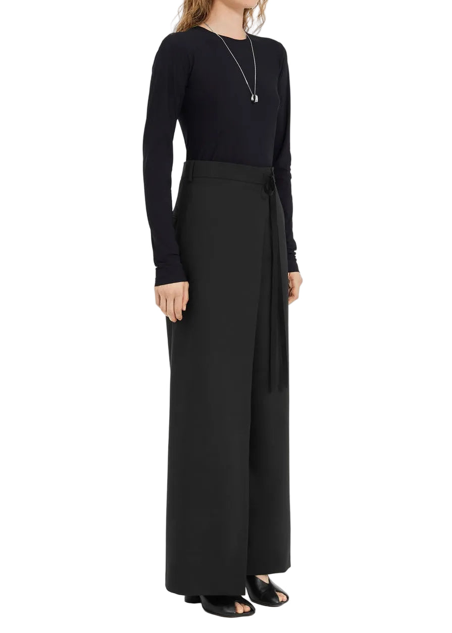 PANTS WITH FLAP