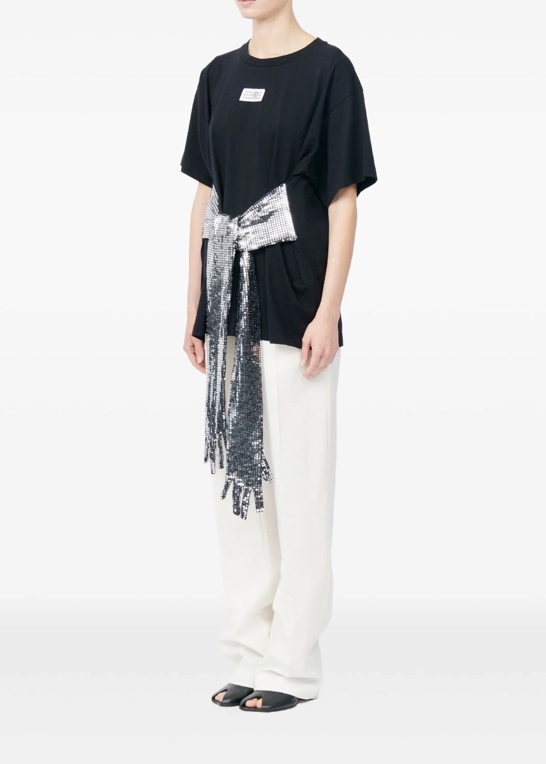 T-SHIRT WITH GLOVES