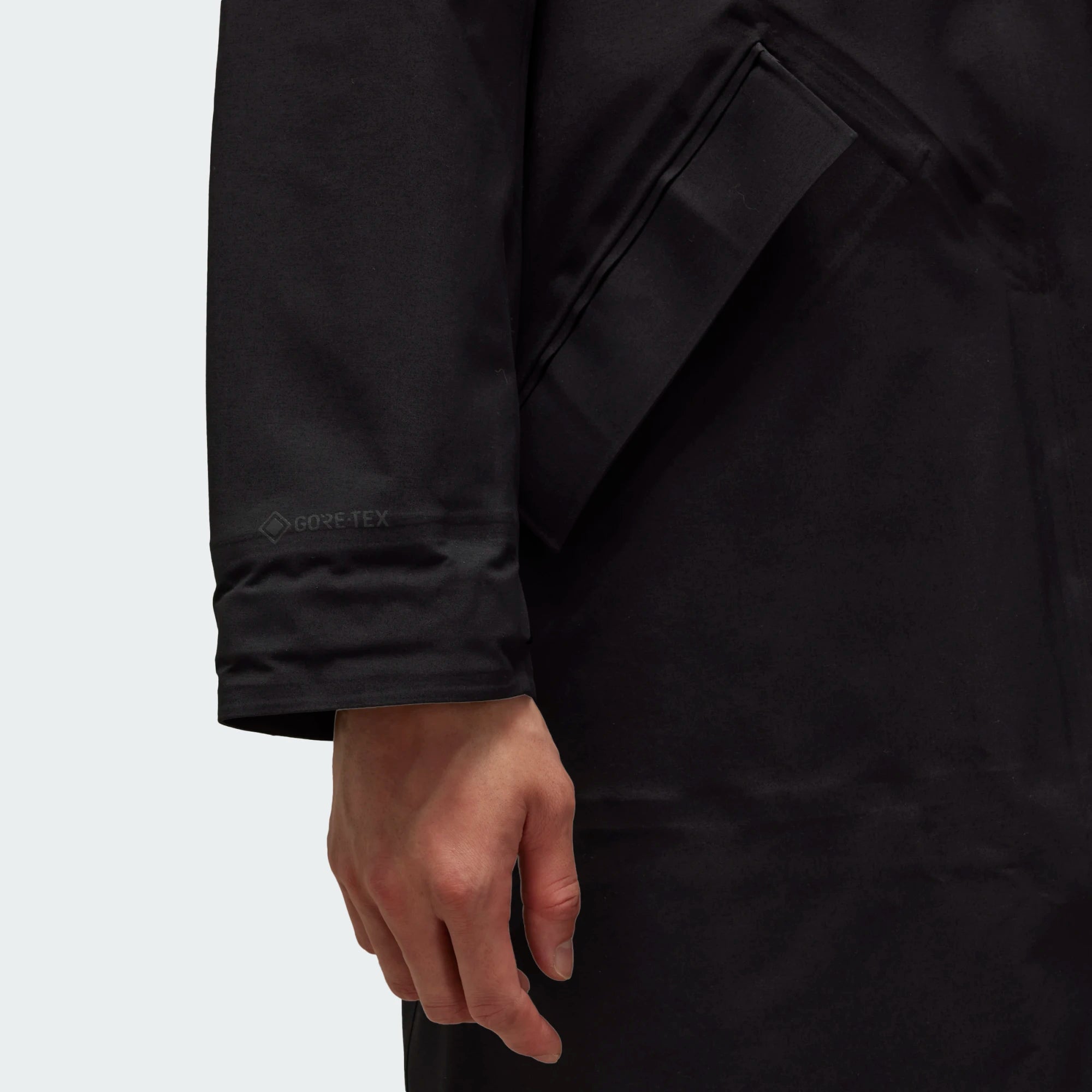 GTX PARKA BLACK