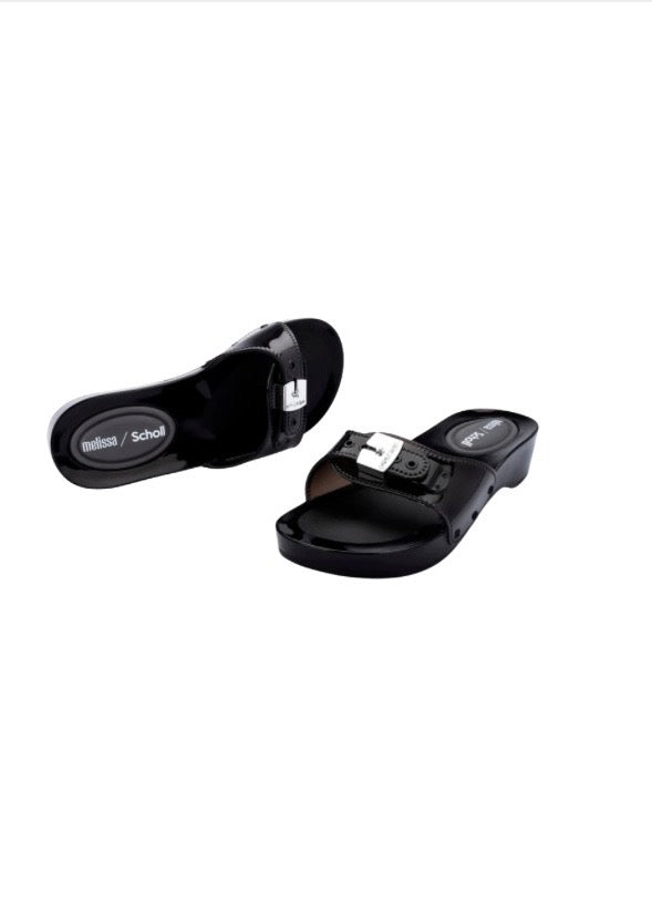 Melissa Pescura Heel + Scholl