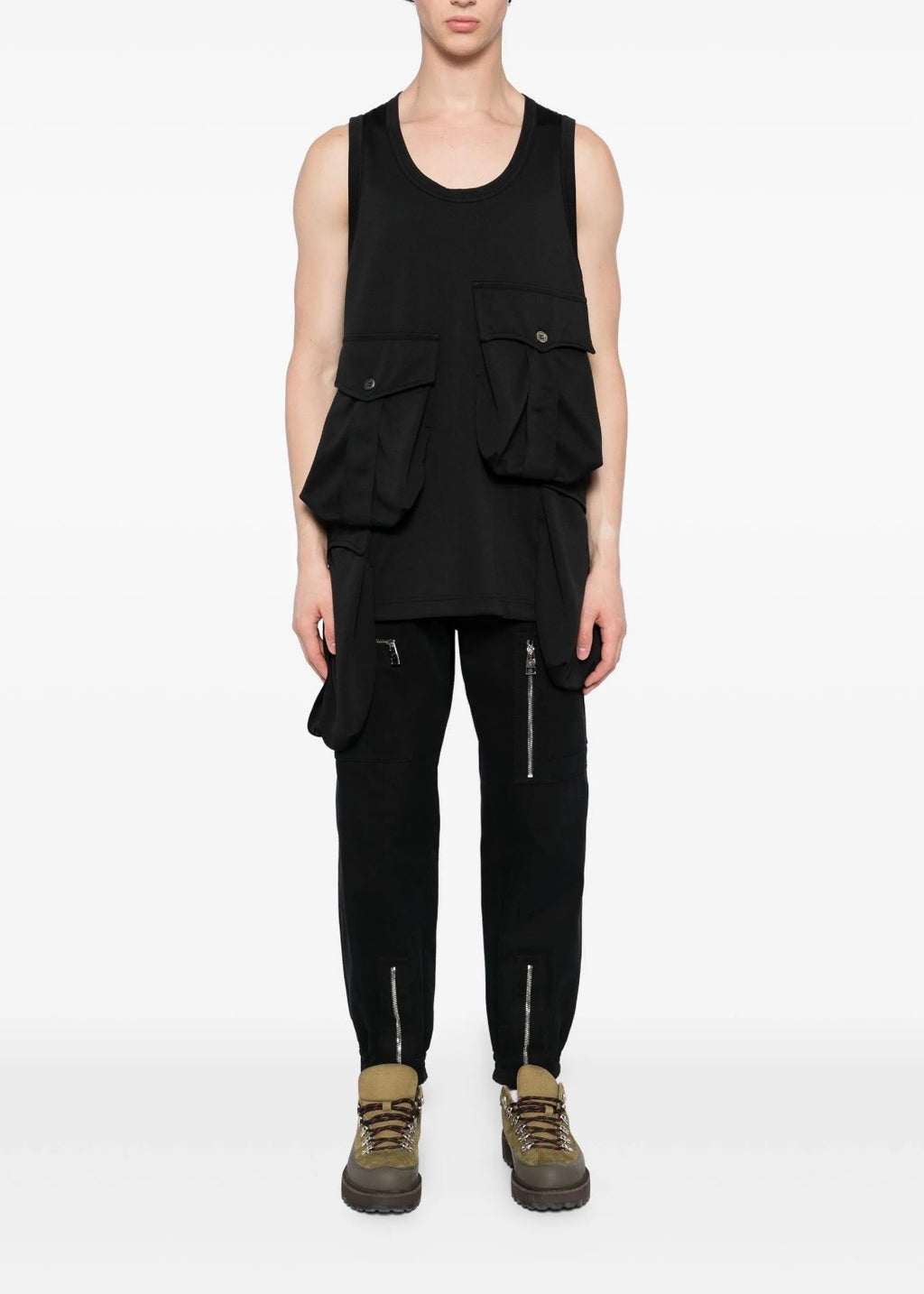 MULTI-POCKET SLEEVELESS VEST