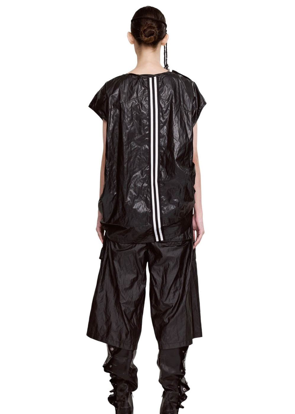 FRONT LINE SLEEVELESS TOP LEATHER