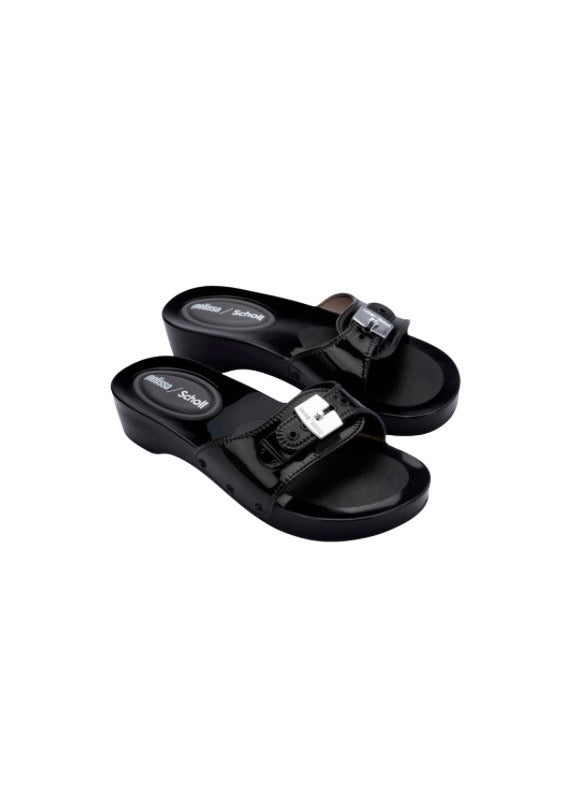 Melissa Pescura Heel + Scholl