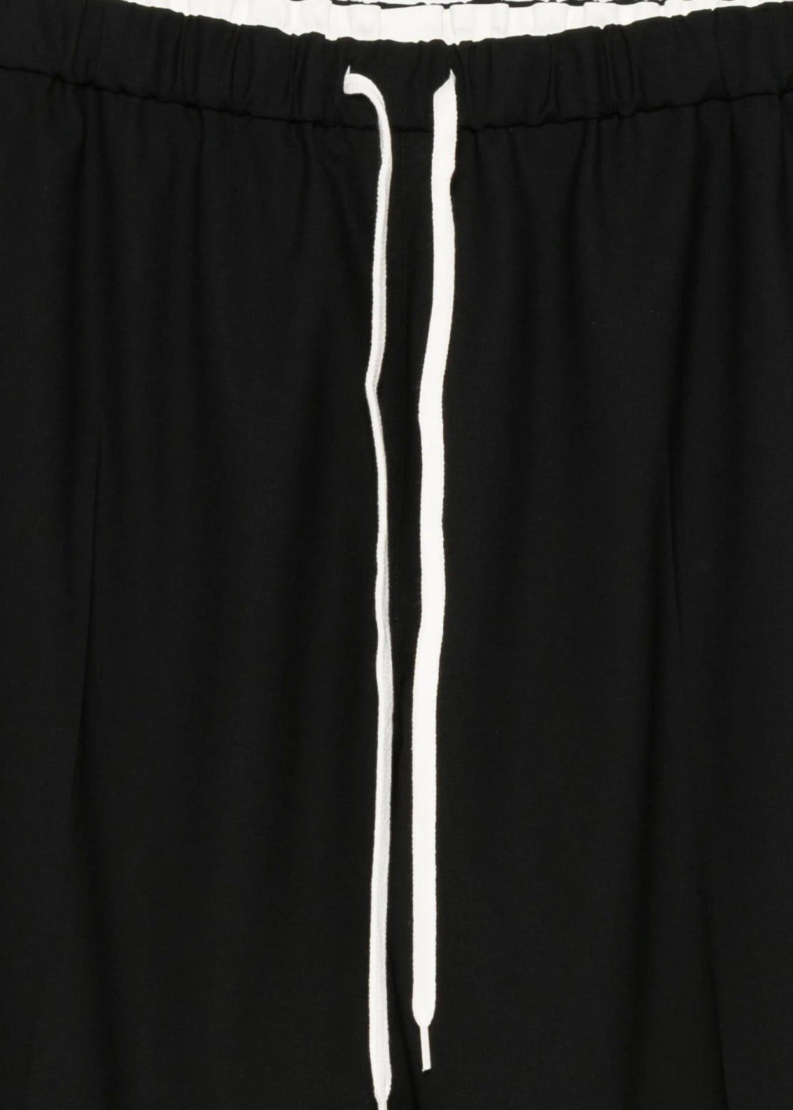 PANTS WITH DRAWSTRING