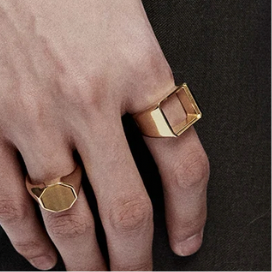 GOLD SQUARE RING