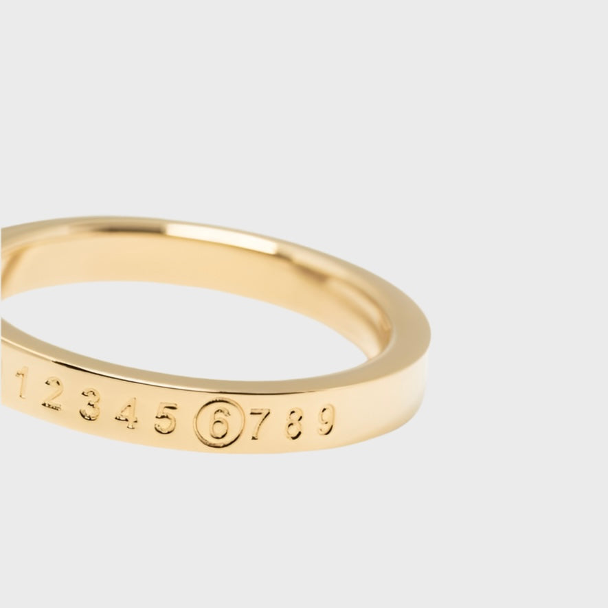 ENGRAVED LOGO RING GOLD