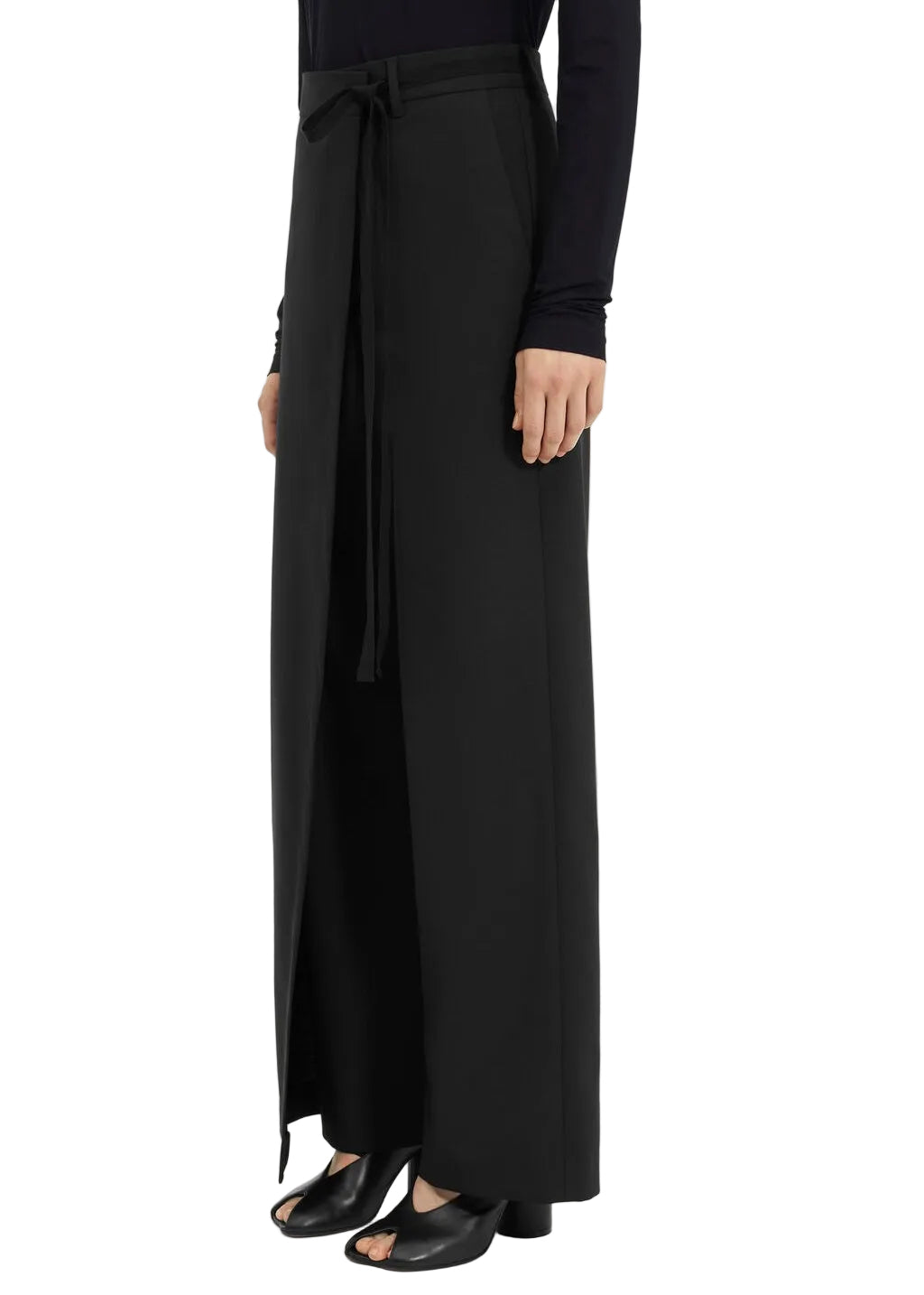 PANTS WITH FLAP