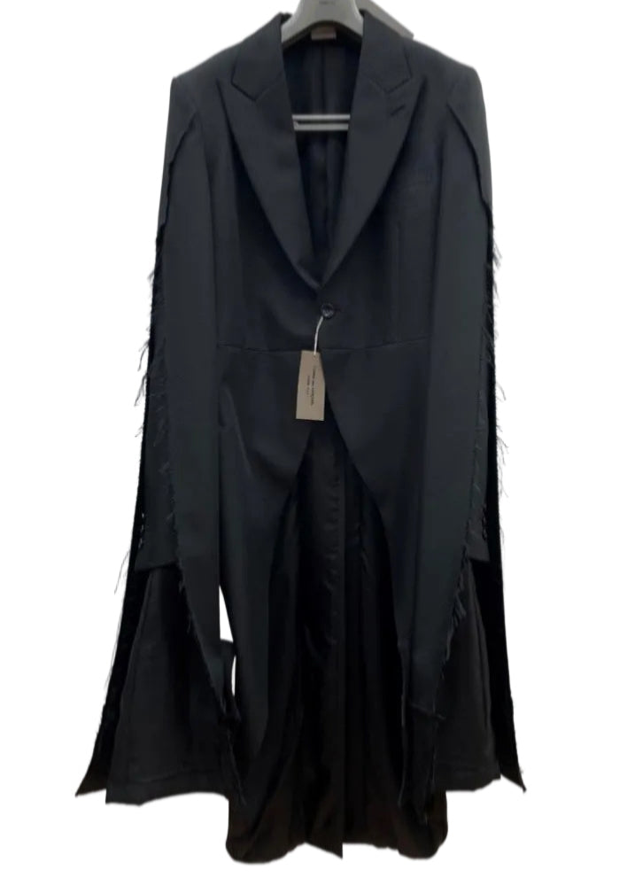 RAW EDGE ARM SLIT JACKET