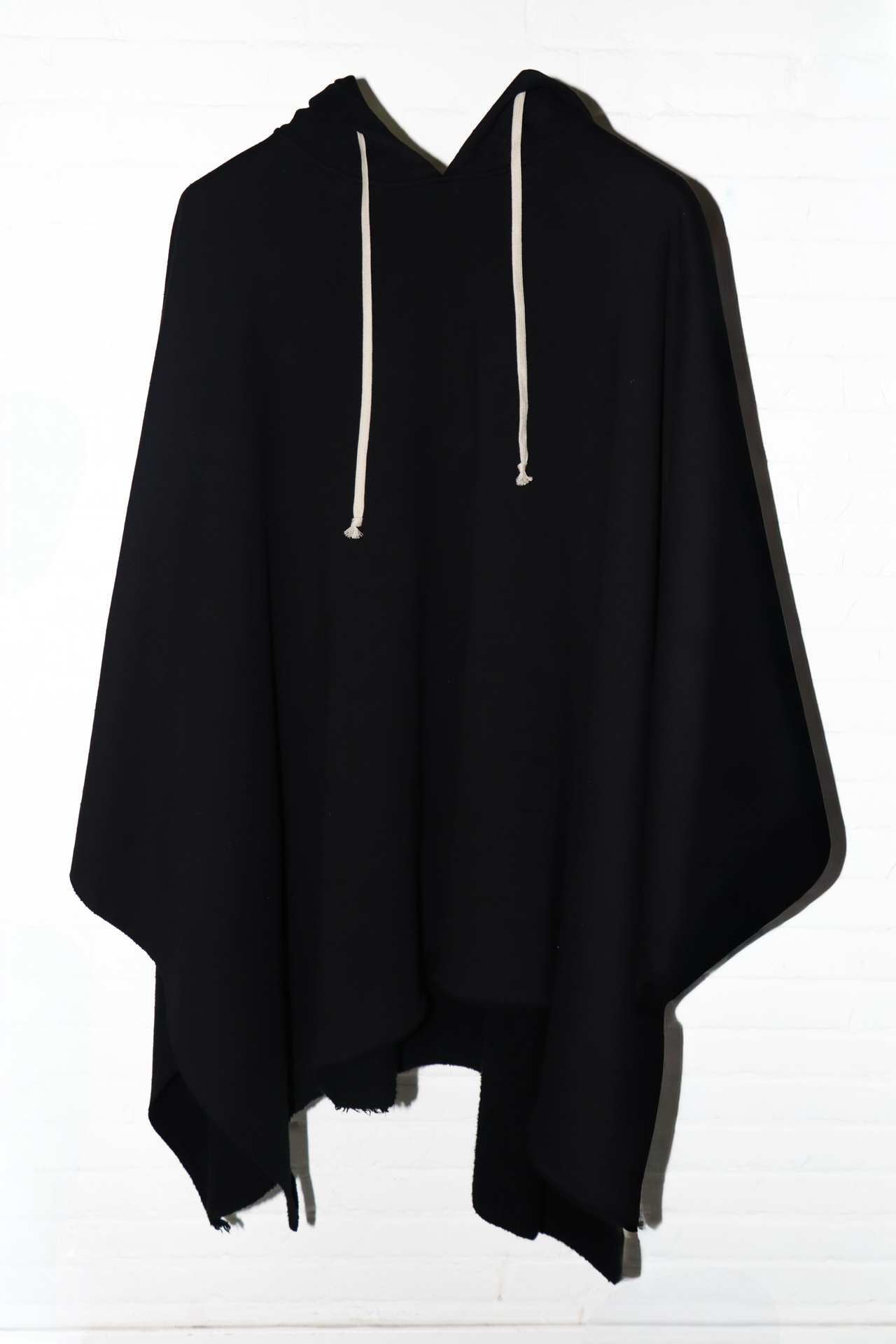 CONCORDIANS BLACK PONCHO