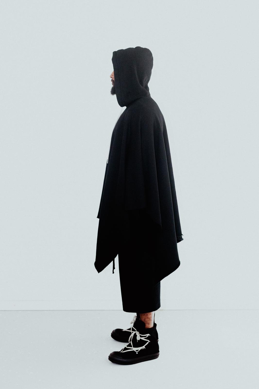 CONCORDIANS BLACK PONCHO