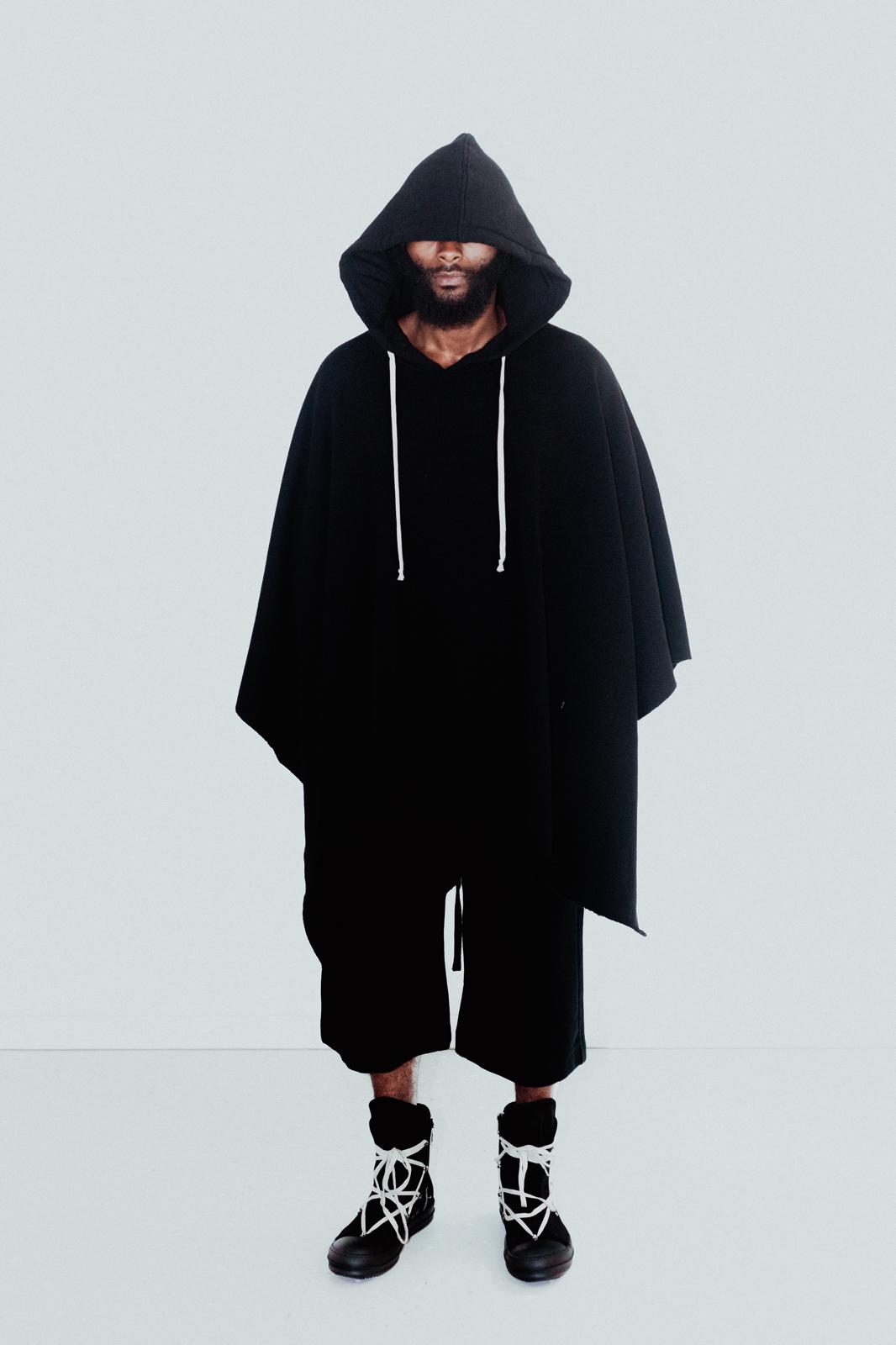 CONCORDIANS BLACK PONCHO