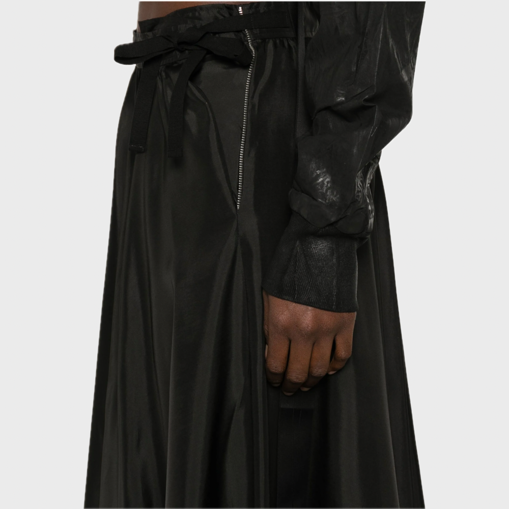 WOVEN BLACK LONG SKIRT