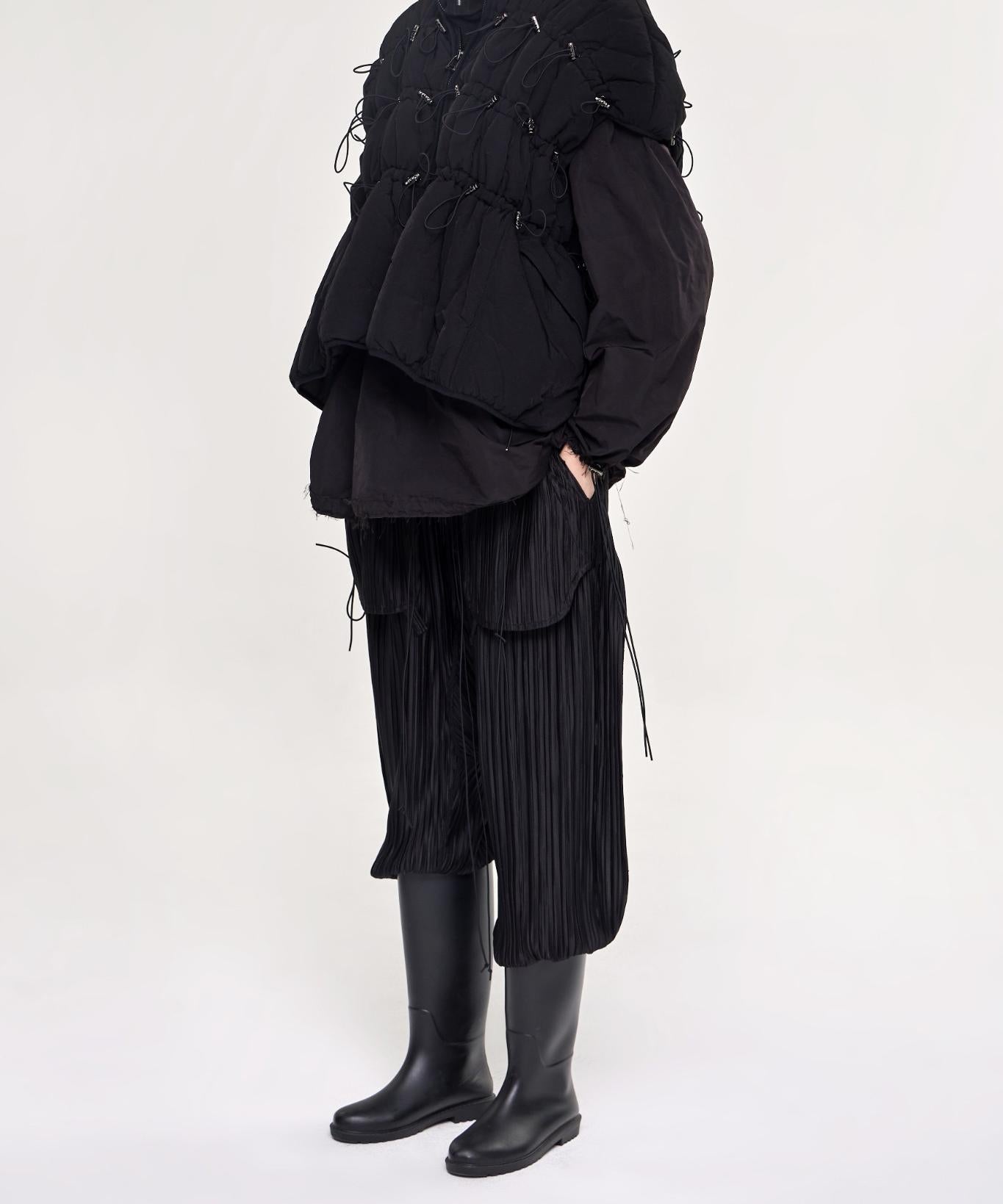 String Volume Padding Vest